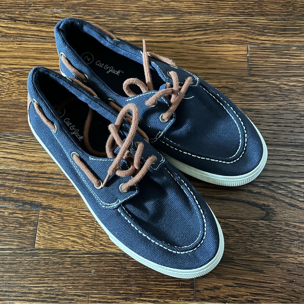 EUC Cat and Jack boys canvas navy boat shoes